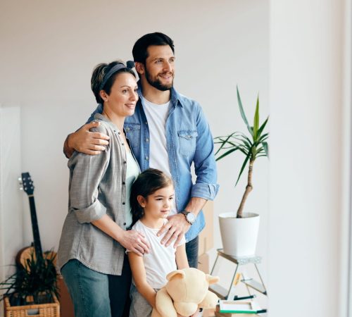 familia feliz asistencia al hogar